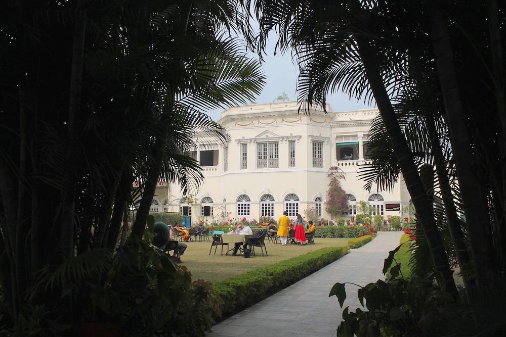 Hotel Surya, Kaiser Palace Varanasi Exterior photo